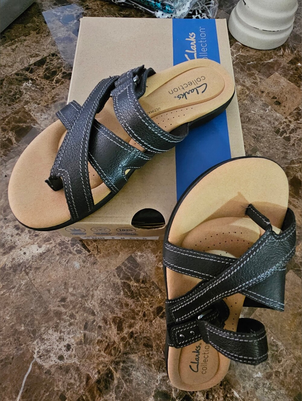 BRAND NEW Clarks Elizabelle Bay Sandals NEVER WORN